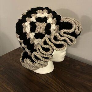 Crochet Ruffle Bucket Hat NEW